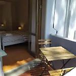 House, 300 M Dal Mare, アパート マリーナ・ディ・マッサ