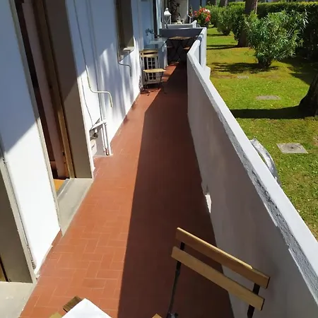 House, 300 M Dal Mare, Marina di Massa