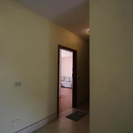House, 300 M Dal Mare, * Marina di Massa
